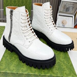 ❄️ Fall/Winter versatile! Gucci White Lace-Up Ankle Boots, GG embossing✨